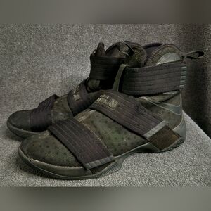 Nike LeBron Soldier 10 Black Space Mens Size 10